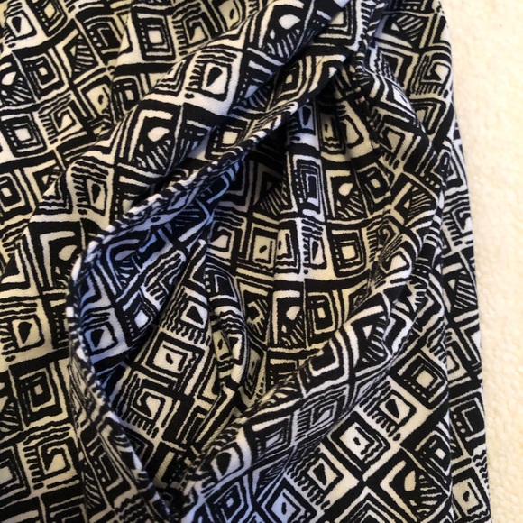 LuLaRoe Madison Skirt Size 3XL - Picture 13 of 16